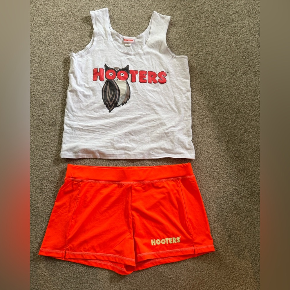 Hooters White and Orange set/ Halloween costume XL
